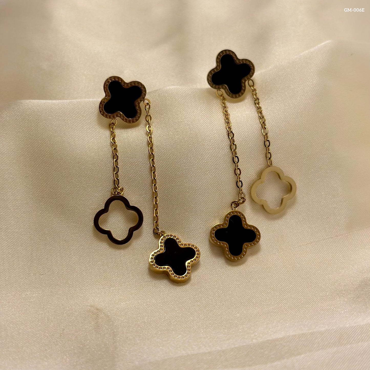 Black Chain Clover Earrings GM-006E