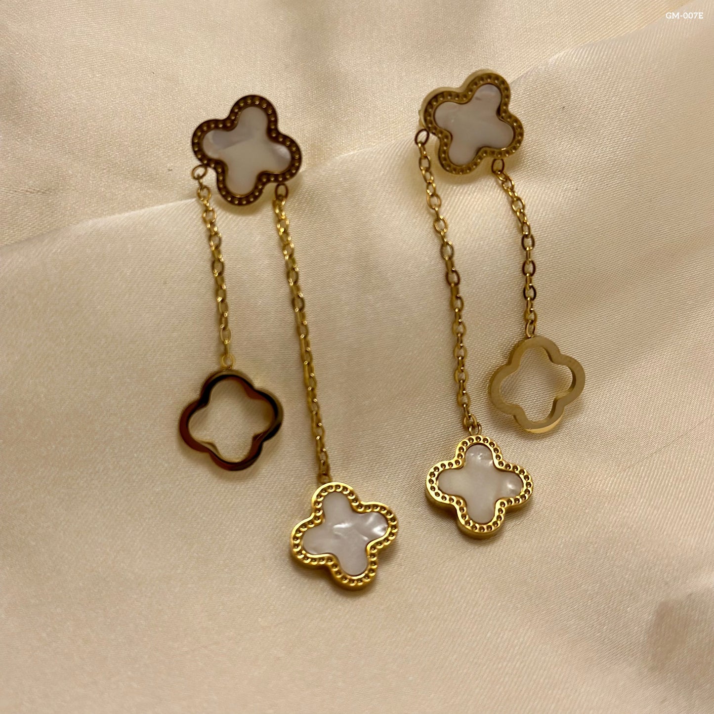 White Chain Clover Earrings GM-007E