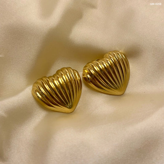 Pleated Heart Earrings GM-025E
