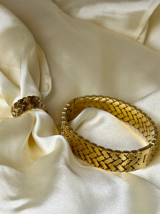 Rectangle Mesh Ring and Handcuff set